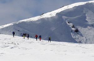 SNEEUWSCHOENAVONTUUR groepswandelreizen wandelreizen in bulgarije Vitosha bergen