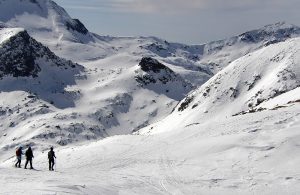 SNEEUWSCHOENAVONTUUR groepswandelreizen wandelreizen in bulgarije Vitosha bergen